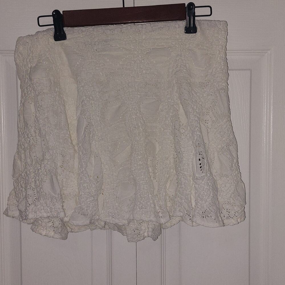Finesse Teya White lace pattern Eyelet Flowy mini Skirt Cottagecore Coastal Med - Picture 5 of 12